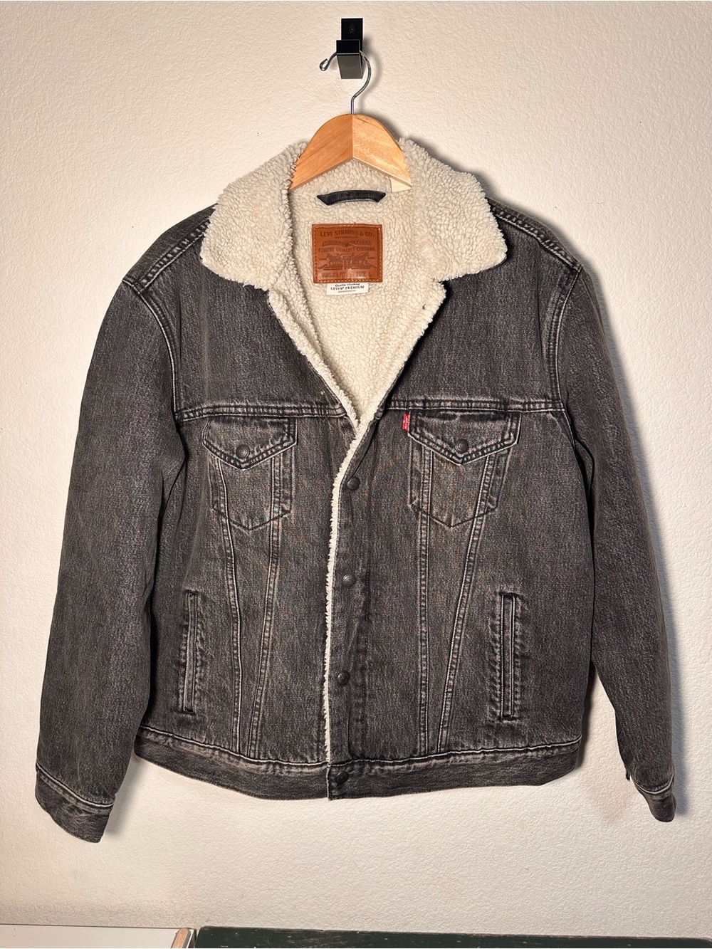 Levi's Men's Gray Denim Sherpa Jacket